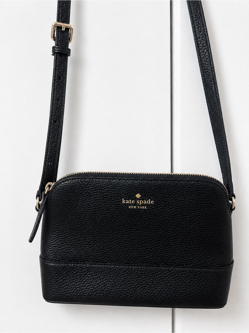 kate spade Black Pebbled Leather Dome Crossbody with Gold Hardwareu